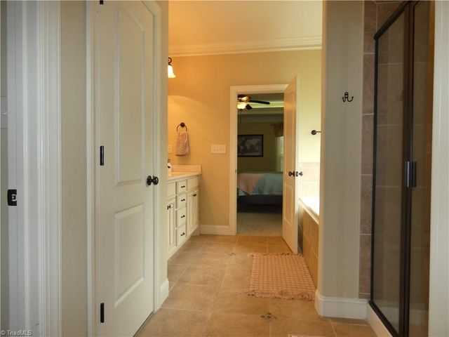 357 Willow Ridge Lane, Winston-salem, NC 27127