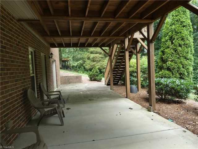 357 Willow Ridge Lane, Winston-salem, NC 27127