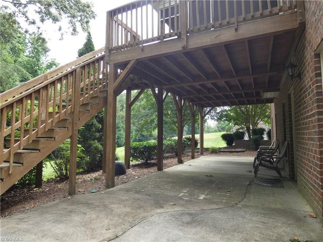357 Willow Ridge Lane, Winston-salem, NC 27127