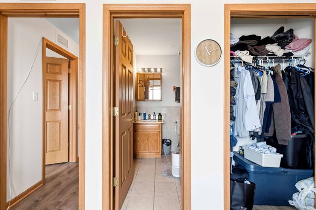 313 W 23rd Street 601, Chicago, IL 60616