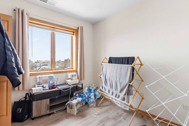 313 W 23rd Street 601, Chicago, IL 60616