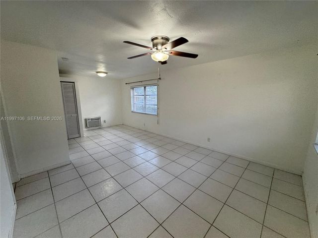 2000 Buchanan St 11, Hollywood, FL 33020