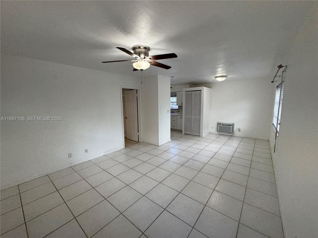 2000 Buchanan St 11, Hollywood, FL 33020