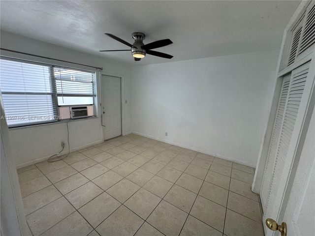 2000 Buchanan St 11, Hollywood, FL 33020