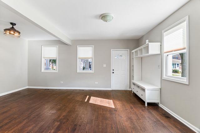 2434 N 79TH Avenue, Elmwood Park, IL 60707