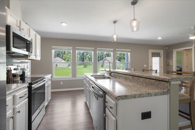 175 Oak Grove Lane, Quincy, FL 32351