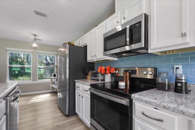 175 Oak Grove Lane, Quincy, FL 32351