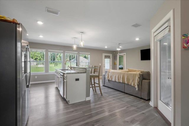 175 Oak Grove Lane, Quincy, FL 32351