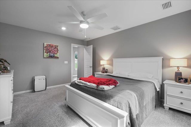 175 Oak Grove Lane, Quincy, FL 32351