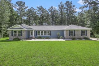 175 Oak Grove Lane, Quincy, FL 32351
