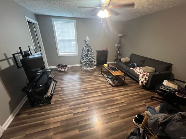 1708 24th Street, Bedford, IN 47421