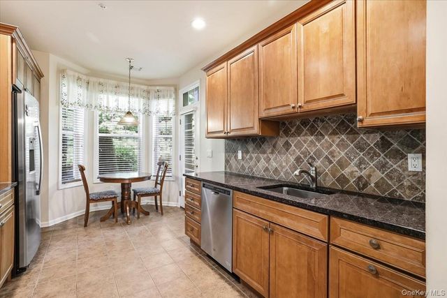 189 Symphony Drive, Lake Grove, NY 11755