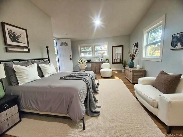9 Holt Street, Amityville, NY 11701