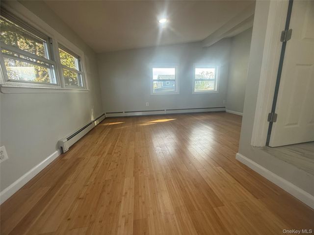 9 Holt Street, Amityville, NY 11701