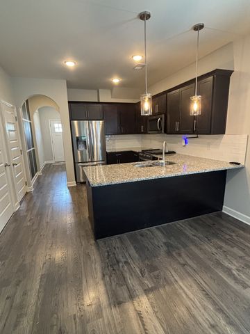 326 Banbury Dr, Gallatin, TN 37066