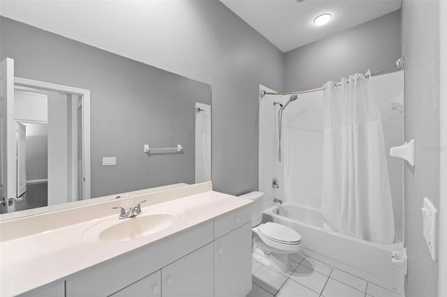 2081 LYNX RUN, North Port, FL 34288