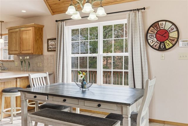 21299 Black Oak Drive, Garfield, AR 72732