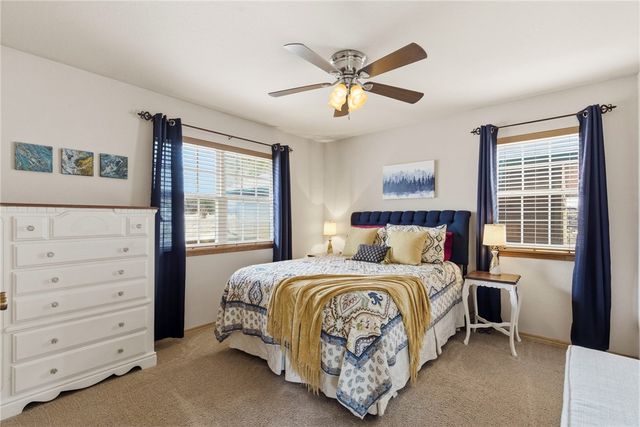 21299 Black Oak Drive, Garfield, AR 72732