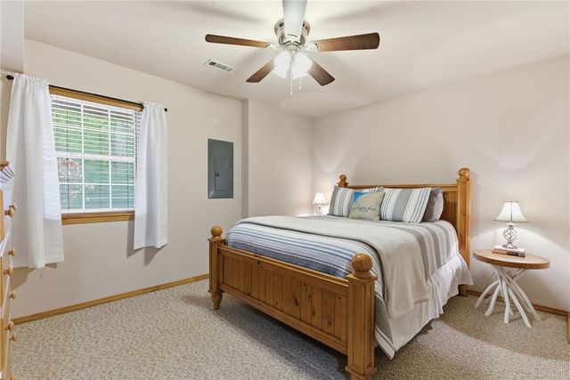 21299 Black Oak Drive, Garfield, AR 72732