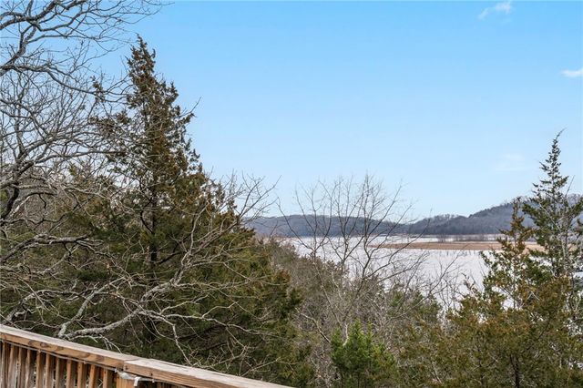 21299 Black Oak Drive, Garfield, AR 72732