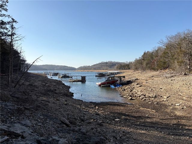 21299 Black Oak Drive, Garfield, AR 72732