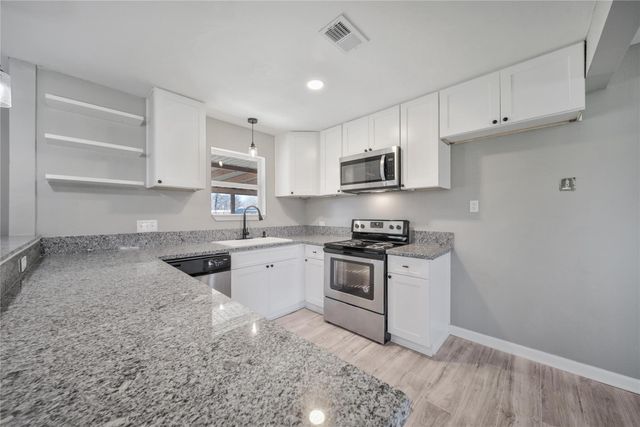 4614 Edgemore St Street, Santa Fe, TX 77517