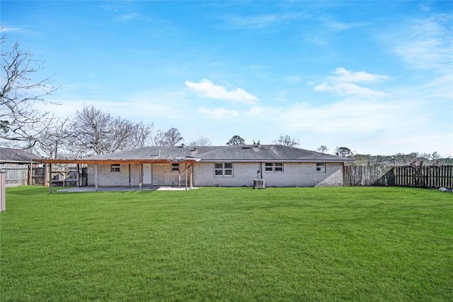 4614 Edgemore St Street, Santa Fe, TX 77517