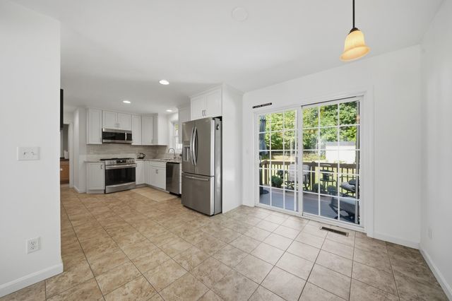 220 Arah Street, Manchester, NH 03104