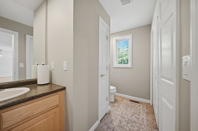 220 Arah Street, Manchester, NH 03104