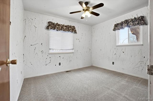 6360 Manson Drive, Waterford, MI 48329