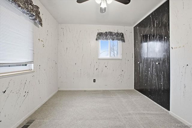 6360 Manson Drive, Waterford, MI 48329