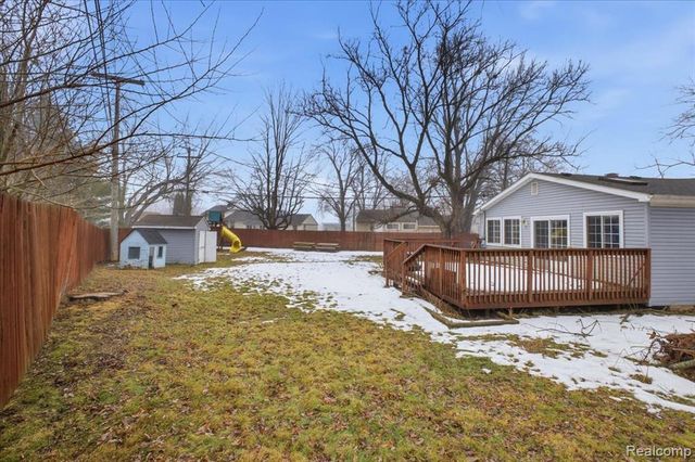 6360 Manson Drive, Waterford, MI 48329