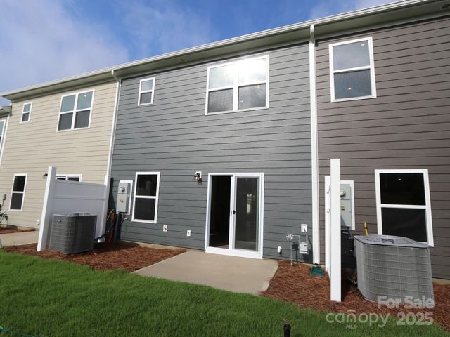 3212 Lilac Grove Drive, Charlotte, NC 28269