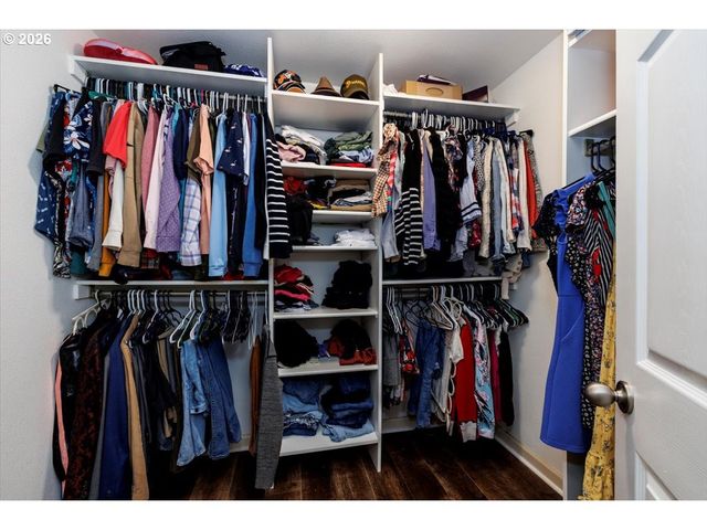 13165 Nw OVERTON St, Portland, OR 97229