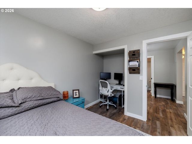 13165 Nw OVERTON St, Portland, OR 97229