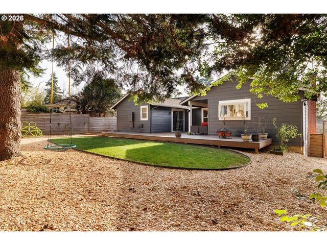 13165 Nw OVERTON St, Portland, OR 97229