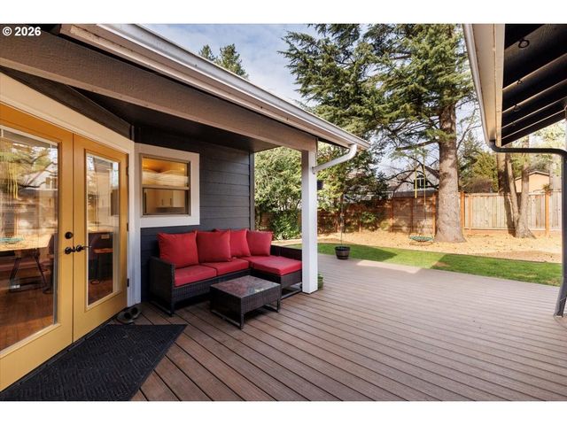 13165 Nw OVERTON St, Portland, OR 97229