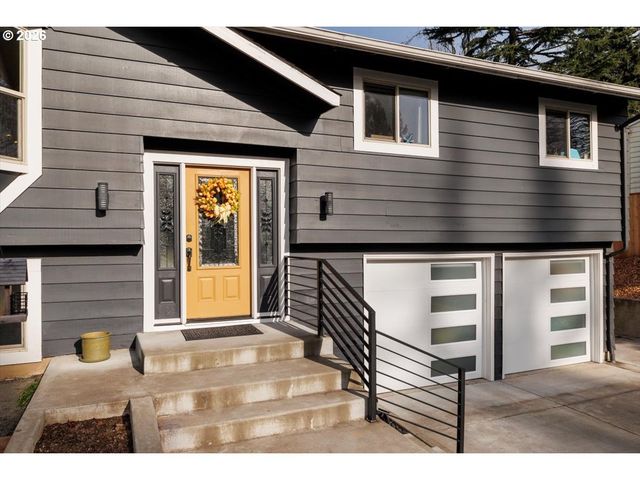 13165 Nw OVERTON St, Portland, OR 97229