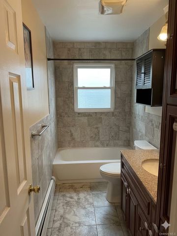 373 Port Avenue, Ronkonkoma, NY 11779