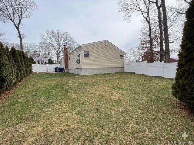 373 Port Avenue, Ronkonkoma, NY 11779