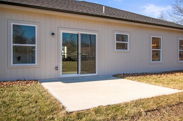 218 N Boardman Street, Pleasant Hill, MO 64080