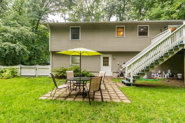 13 Westwood St 1, Burlington, MA 01803