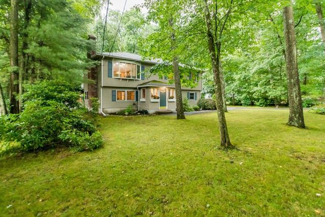 13 Westwood St 1, Burlington, MA 01803