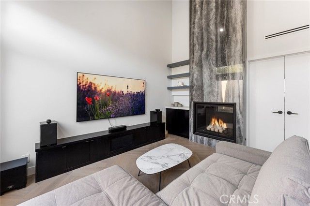 45 Morena, Irvine, CA 92612