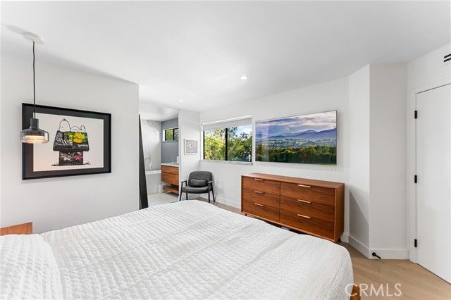 45 Morena, Irvine, CA 92612