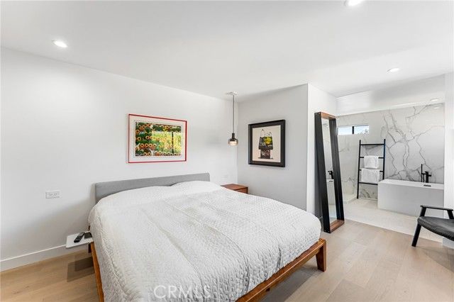 45 Morena, Irvine, CA 92612