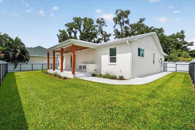 412 17TH AVENUE W, Palmetto, FL 34221