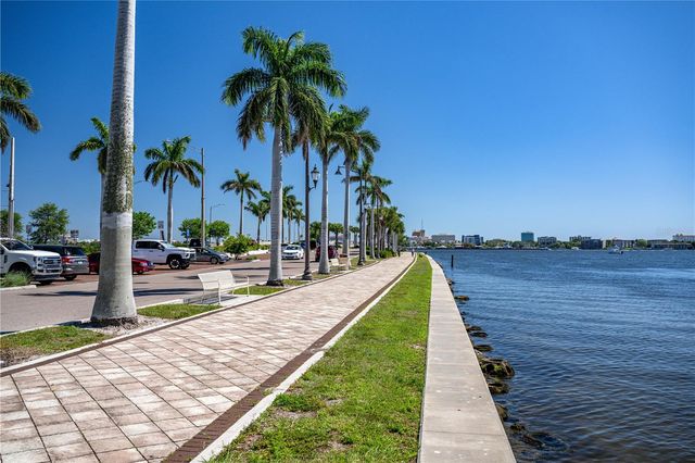 412 17TH AVENUE W, Palmetto, FL 34221