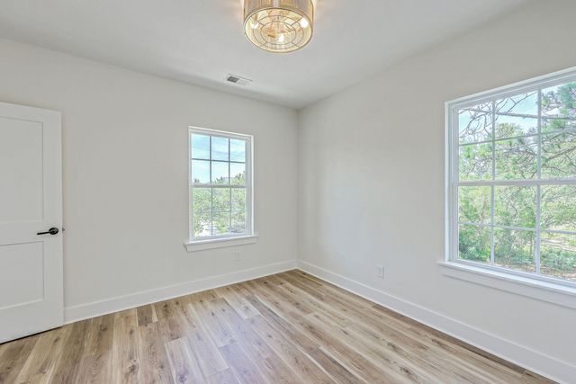 1685 Old Military Road, Charleston, SC 29412