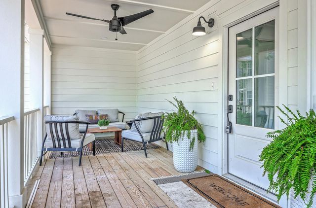 1685 Old Military Road, Charleston, SC 29412